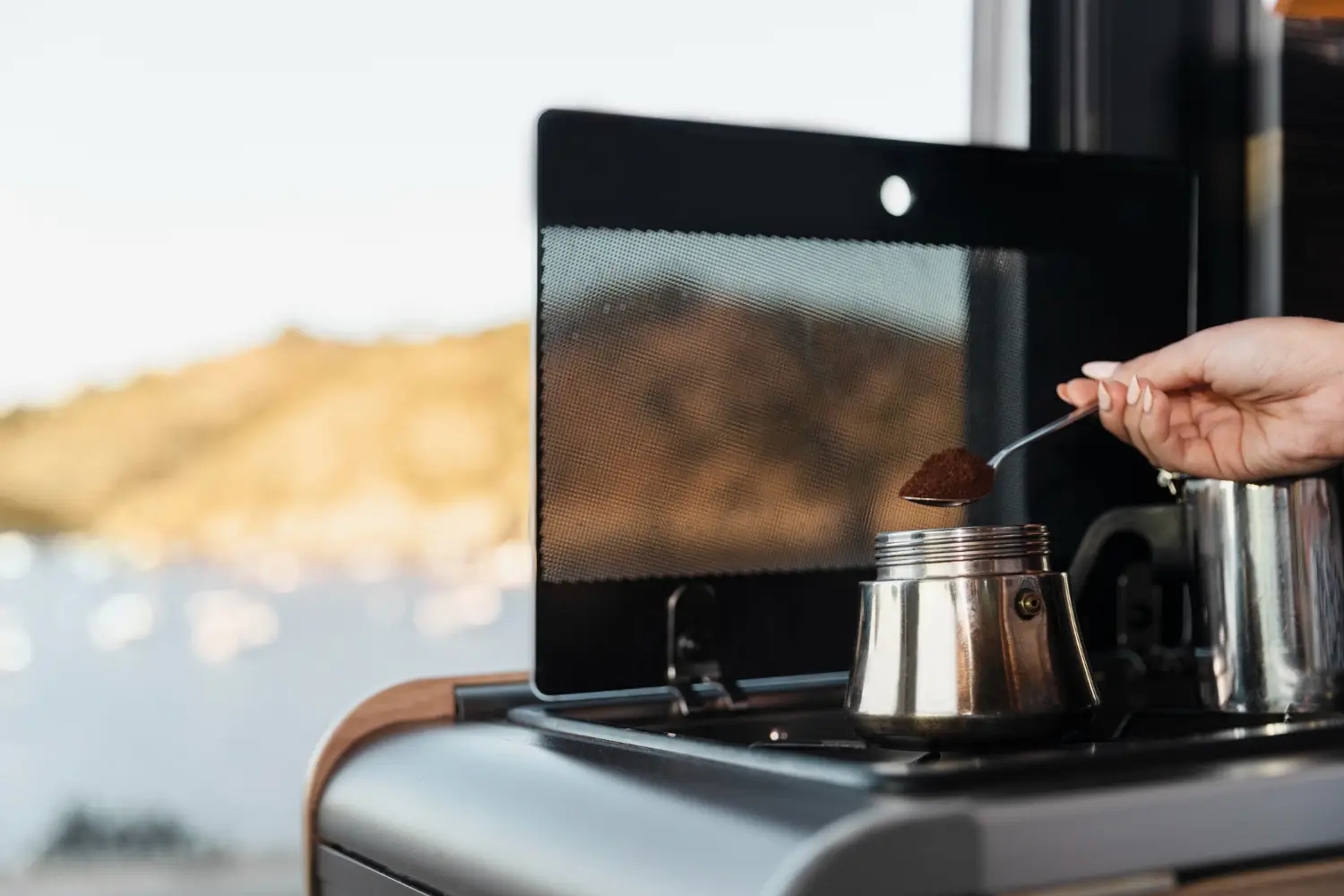 Guía definitiva: ¿Cuál es la mejor cafetera para viajar?